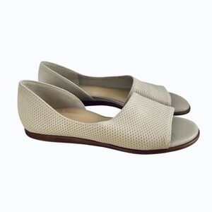 Nurture Peyt Women’s 7 M Peep Toe Shoes Beige Leather Slip On Flats